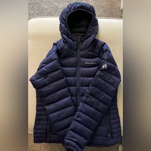 Women’s First Ascent storm down 800 puffy